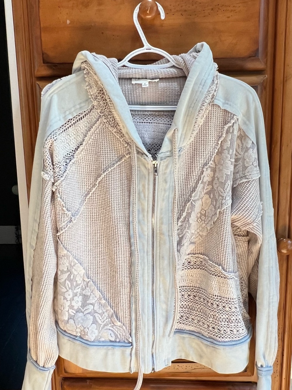 Oli & Hali Light Beige Mixed-Knit Lace Zip Hoodie